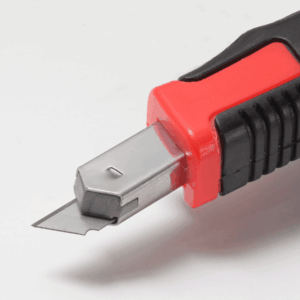 Cutter mit Ersatzklingenfach